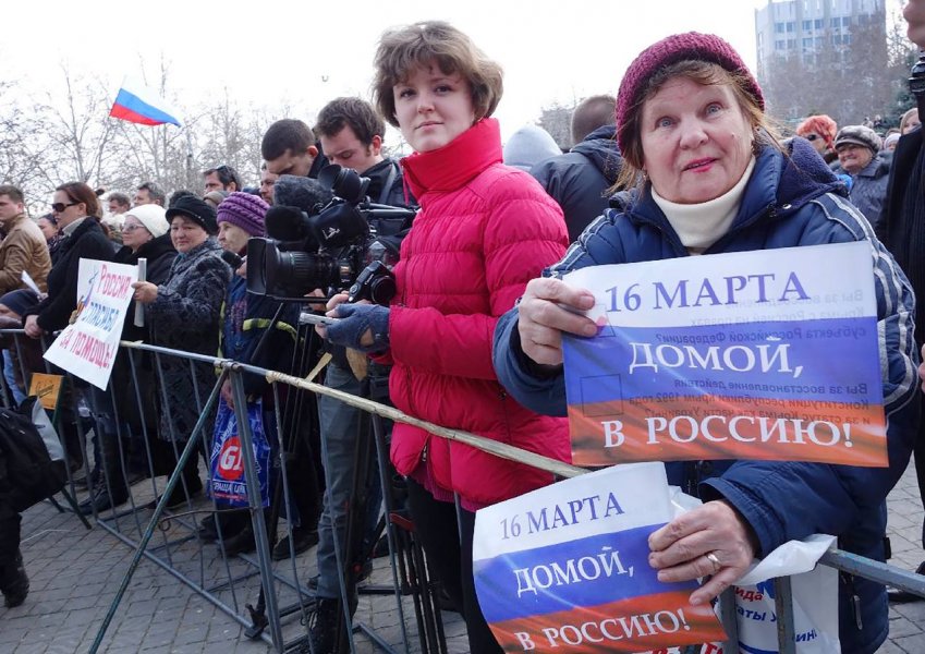 04 Поздравление М.Развожаева