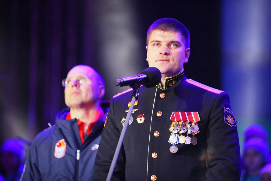 Участник программы «Севастополь — город героев» Андрей Хорошилов стал почетным гостем артековской «Встречи перед расставанием»