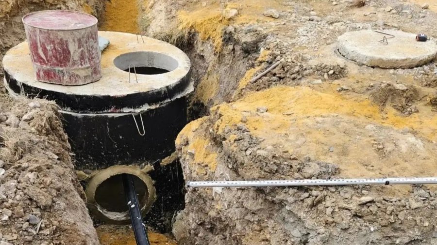В селе Родное обновляют водопроводные сети 